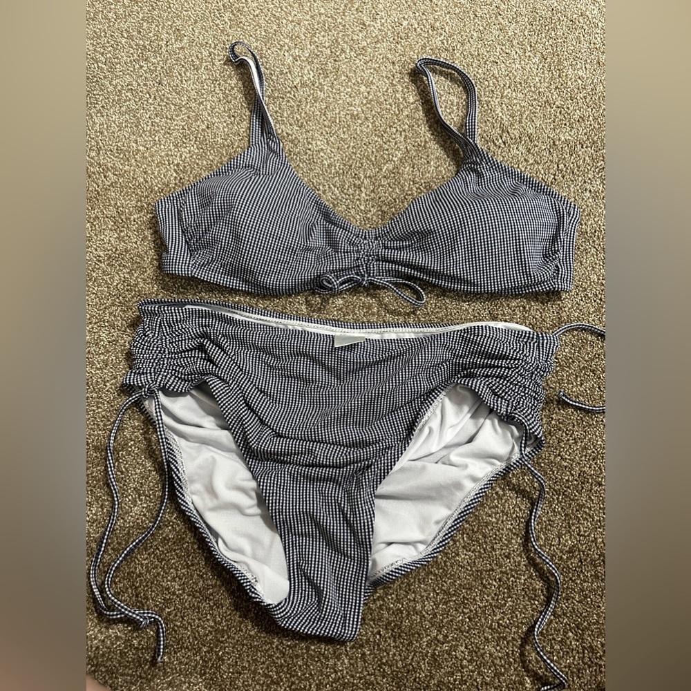 Women’s XL swim suit
